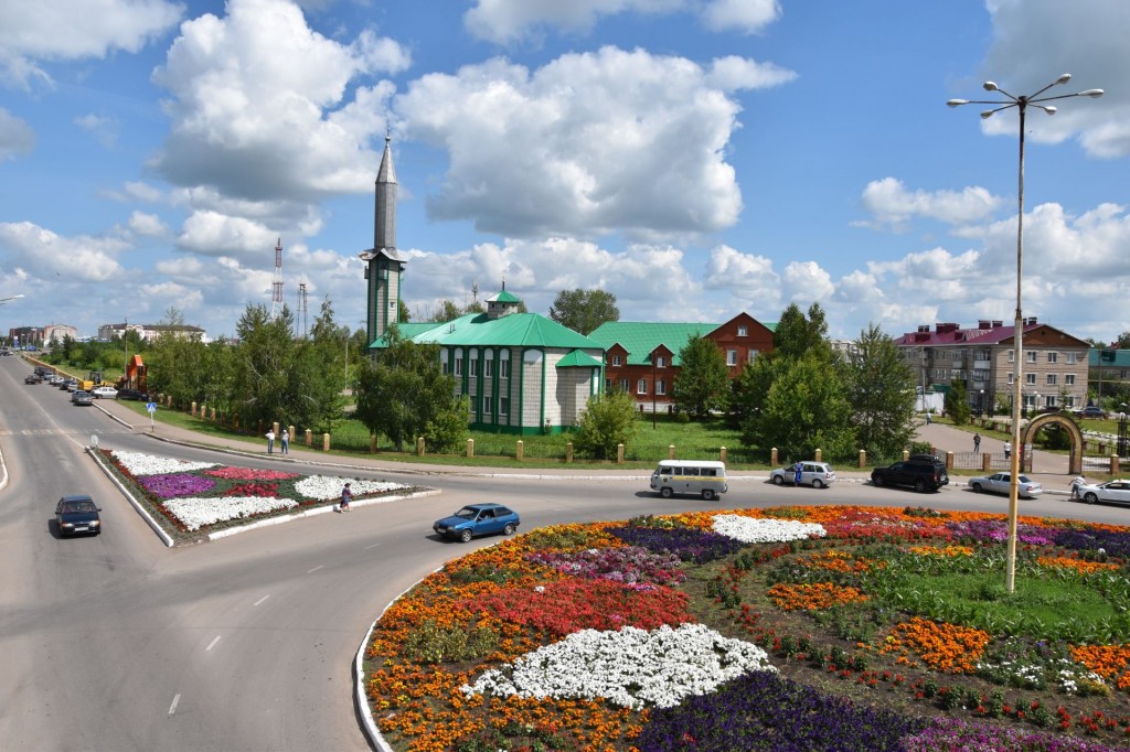 Нурлат татарстан. Нурлат город. Город Нурлат Татарстан. Нурлан город. Нурлат площадь.