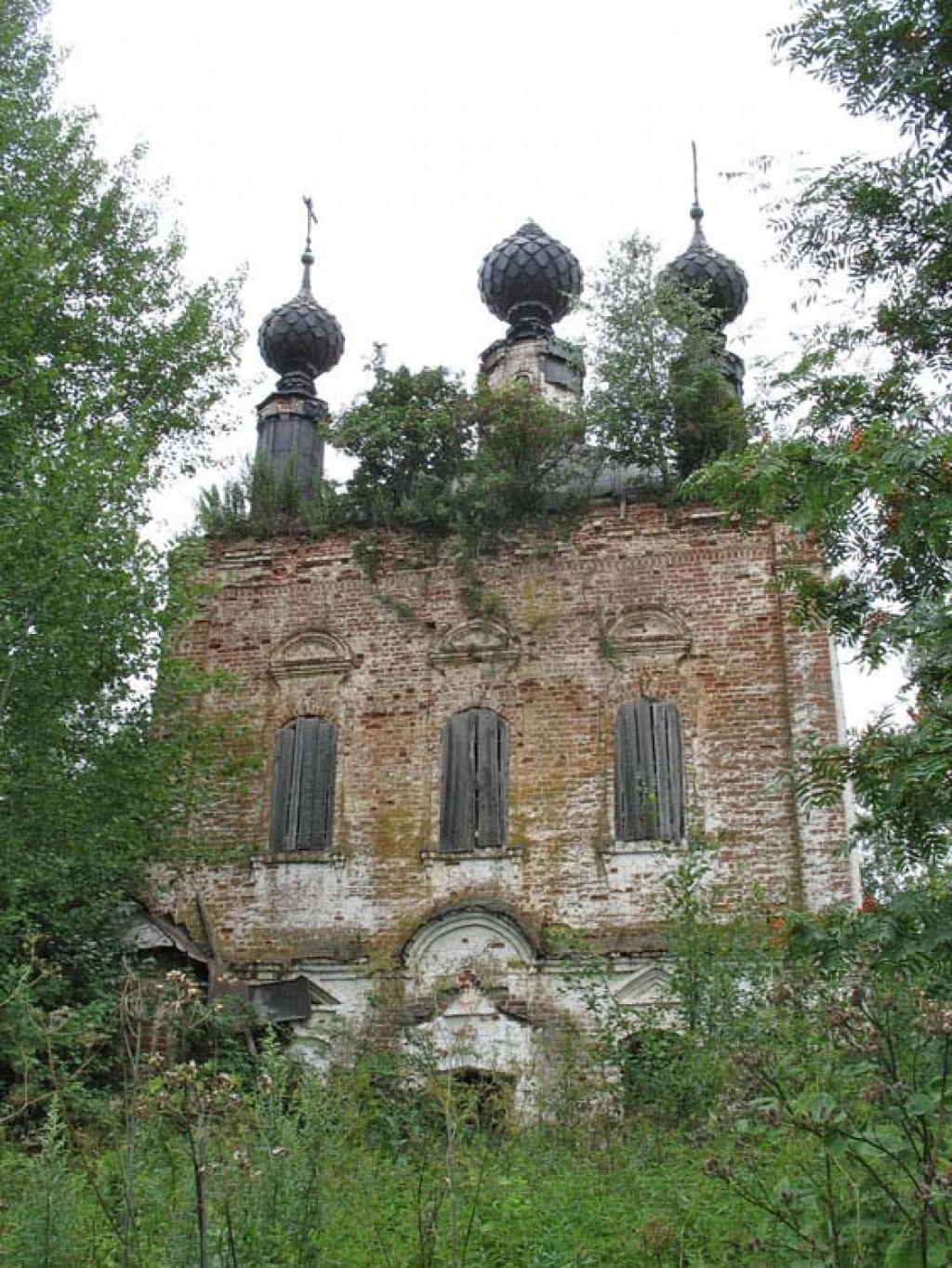 Церковь Троицы Живоначальной Костромская область