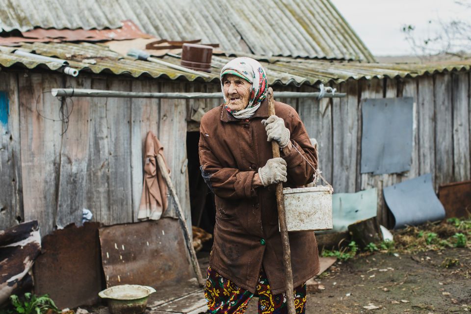 Село тепло. Теплая деревня. Деревня теплое болото. Деревенские фото тепло одета. Деревня теплое болото Мамадышский район улица октября 25.