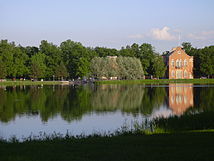 Admiralteystvo (Catharine park, Tsarskoye Selo, St.Petersburg, Russia - 2006).jpg